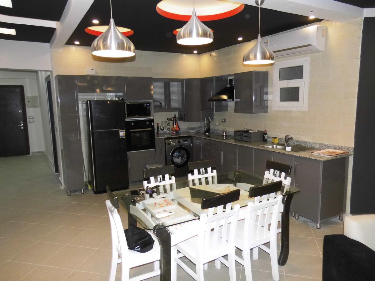 Three-Bedroom Apartment At Louly Beach Resort Айн Сохна Екстериор снимка