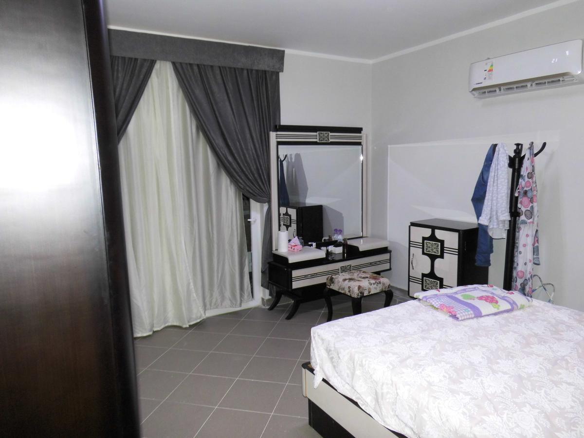Three-Bedroom Apartment At Louly Beach Resort Айн Сохна Екстериор снимка